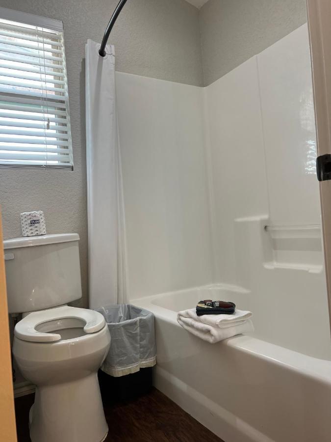 Rivercity Rv Park New Braunfels Exterior photo