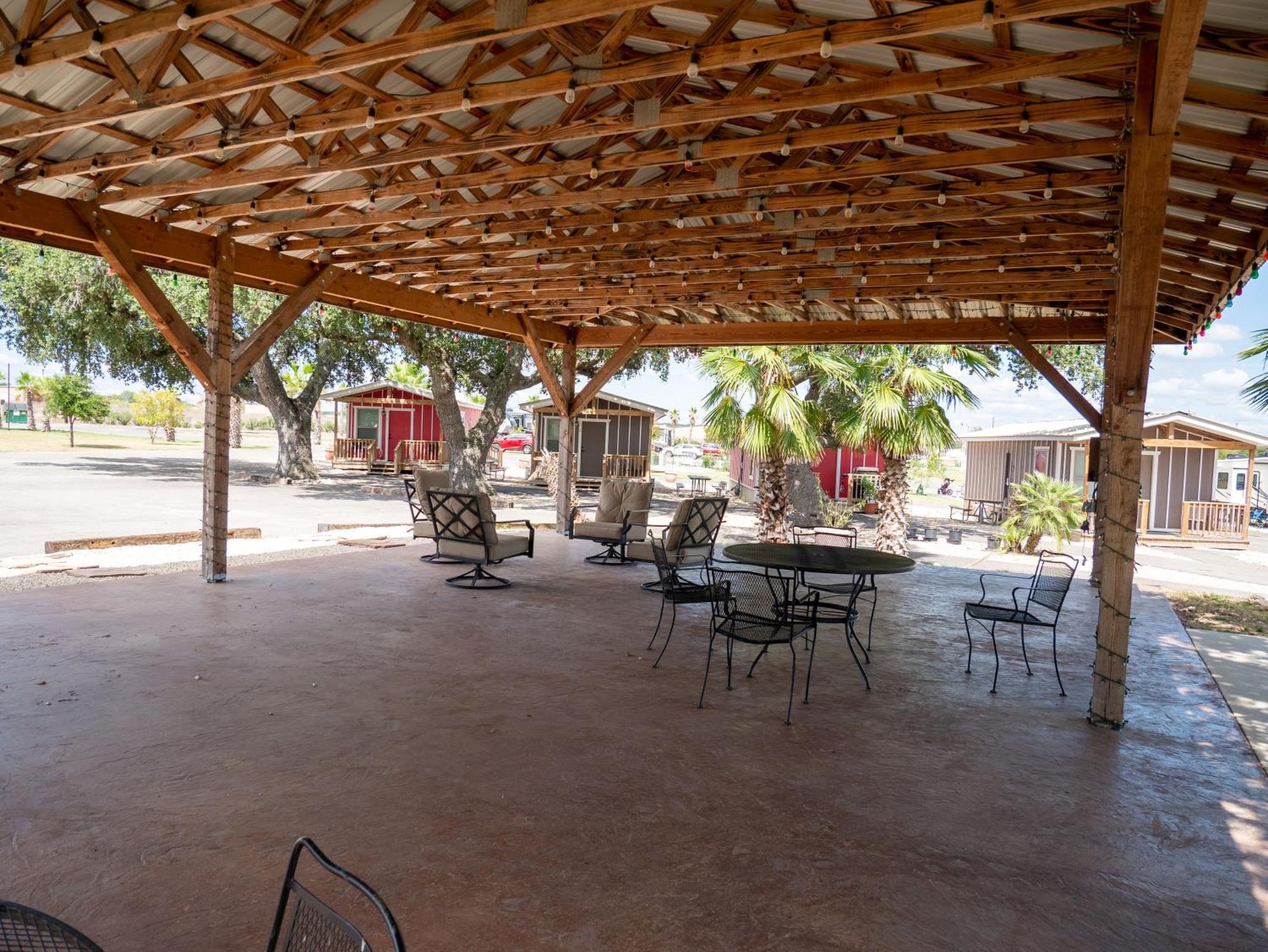 Rivercity Rv Park New Braunfels Exterior photo